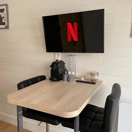 Moderne Et équipé Au Cœur De - Gare à Proximité Bourbourg