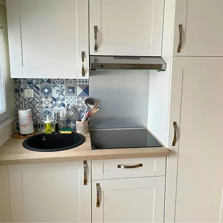 Moderne Et équipé Au Cœur De - Gare à Proximité