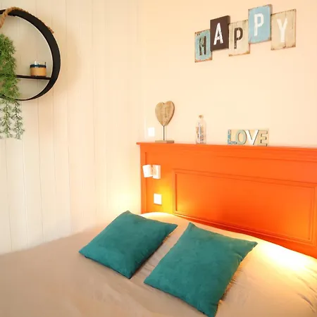 Moderne Et Equipe Au Coeur De - Gare A Proximite Apartment Bourbourg