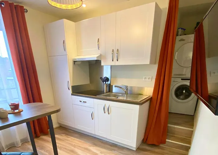 Apartment Moderne Et Equipe Au Coeur De - Gare A Proximite *